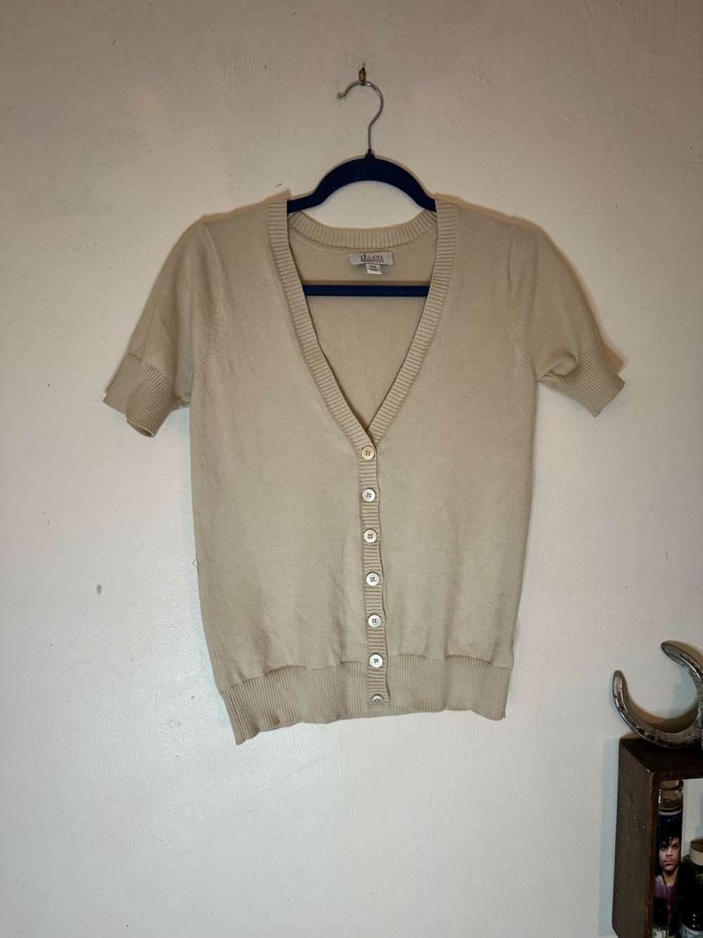 Short Sleeve V-Neck Button Front Cardigan - Cream XXS